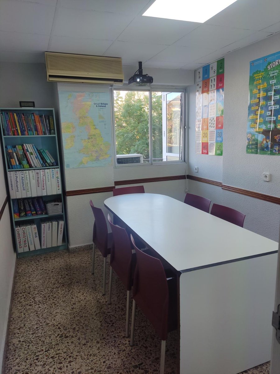 Spain, Molina De Segura: English Language Teacher: We are looking for a part-time, native level teacher to join the team at our academy in Molina de Segura, south east Spain. We are a small, supportive team, regularly sharing ideas and resources. Our… dlvr.it/T70j7X