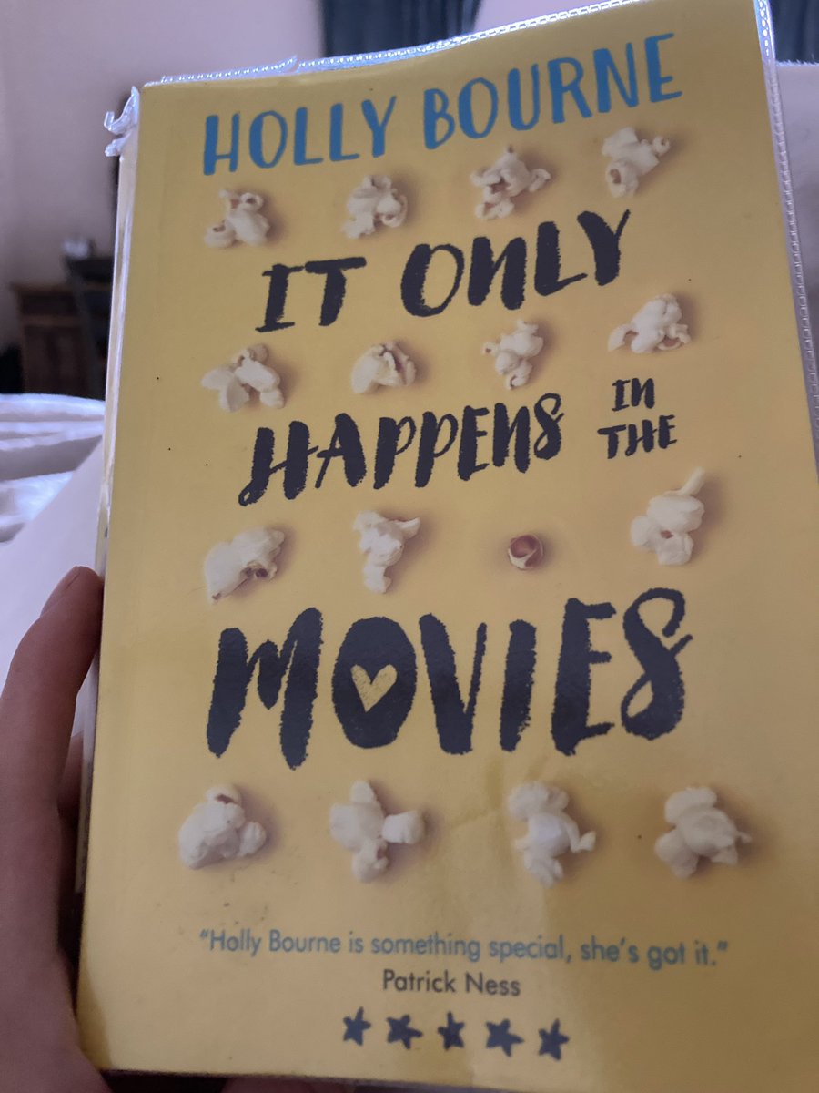 How the actual heck did this sit in my tbr pile for so long? Ridiculous reading hangover this morning.

I wish I’d had @holly_bourneYA to save me from all my Milo-shaped mistakes. 💔