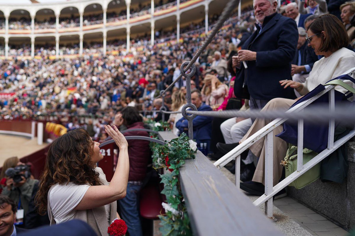Isabel Díaz Ayuso tweet media