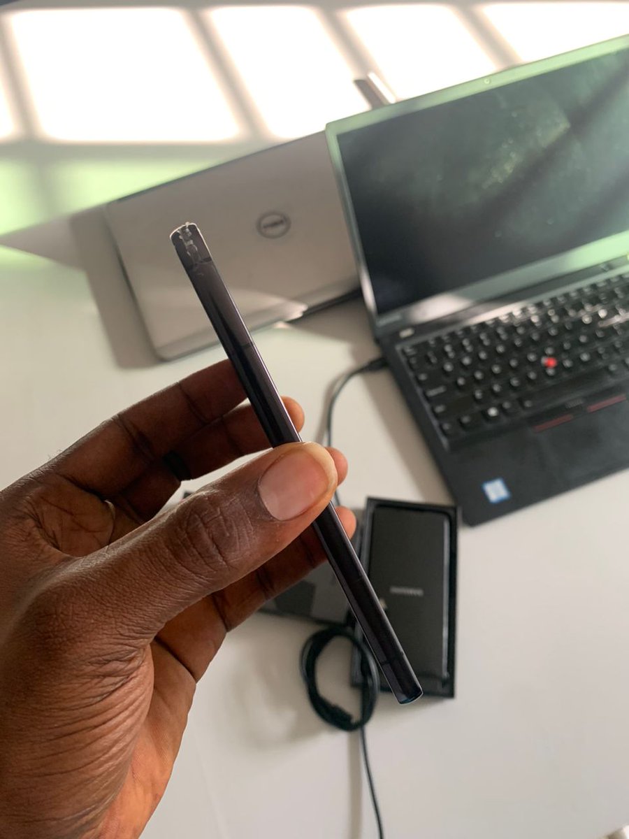 LadyGrasha's tweet photo. Hi guys, good morning.

I have an Open Box Samsung S22 for sale. It has only been switched on but not used. I'm putting it up for sale at N450 000.

Please contact me directly for further discussions. It can be delivered to any location. Thank you very much 🙏🏽

Please RT this to your TL