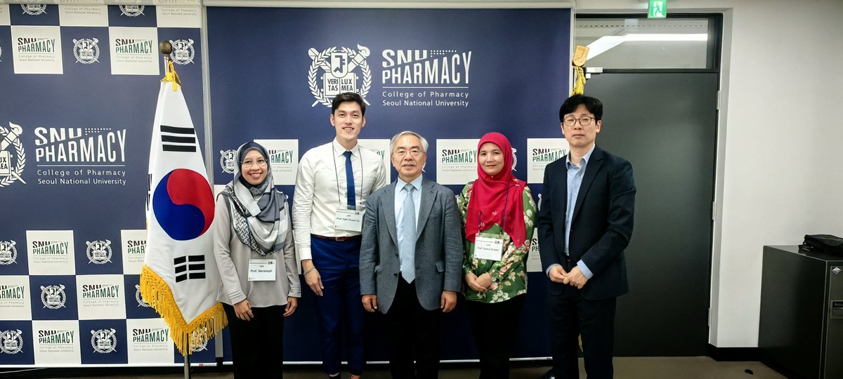Grateful to meet Prof Lee Sang Kook, Dean of @SeoulNatlUni College of #Pharmacy and exchange some ideas about #pharmacyeducation & mutual friends too! #pharmaceutics #drugdelivery