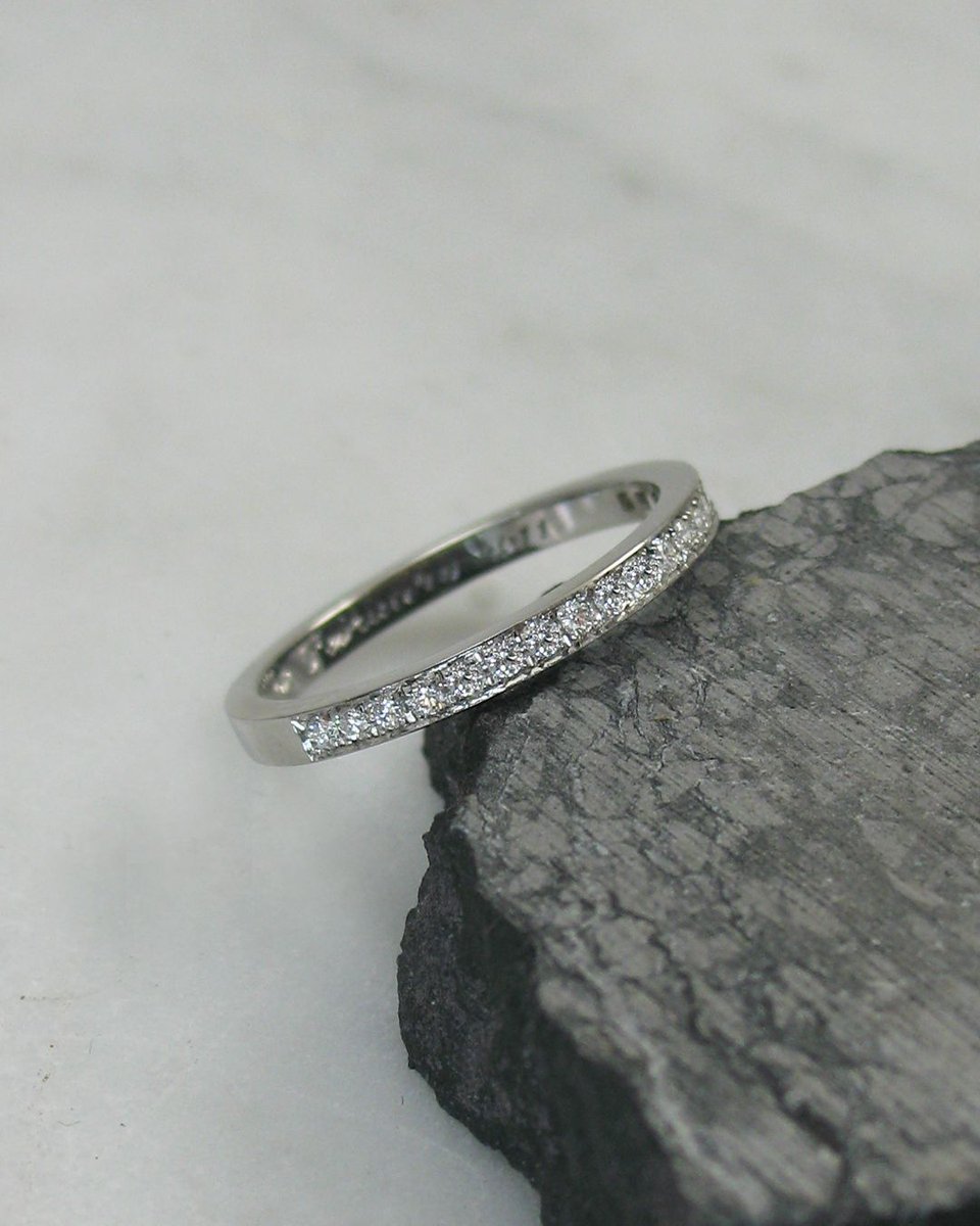 For lovers of sparkle diamond eternity rings are an ideal choice.
.
.
.
.
.
.
#EternityRings #DiamondEternityRing #EternityDiamondRing #DiamondRing #WeddingRing #EngagementInspiration #EngagementRingInspiration #WeddingPlanning #WeddingBlogger #WeddingInspo #WeddingInspiration