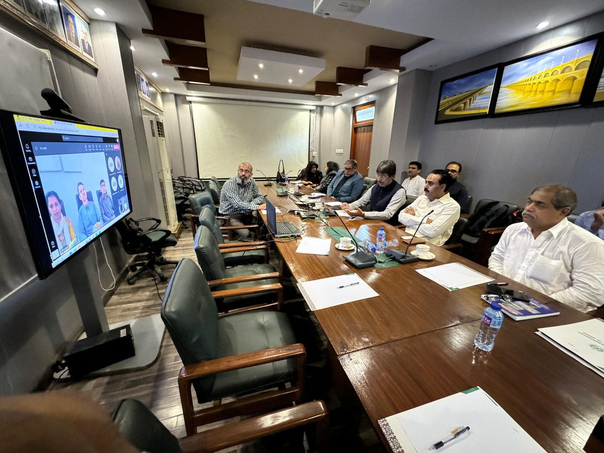 Provincial Minister for Irrigation Sindh @JamKhanShoro and Secretary Irrigation Zarif Khero attended the meeting with the World Bank team via video link, along with other officers of the Irrigation Department Sindh.