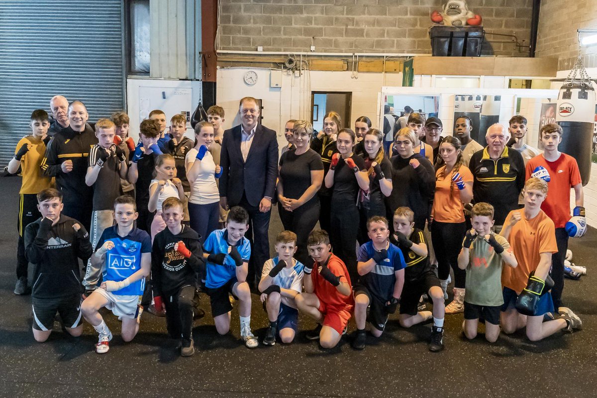 Really delighted to visit Dunboyne Boxing Club with Cllr Caroline O'Reilly. Last week as Minister for Sport, I was delighted to be able to grant €19,464 to the club for the purchase of new equipment. The Committee and coaches of the club deserve so much praise for the work