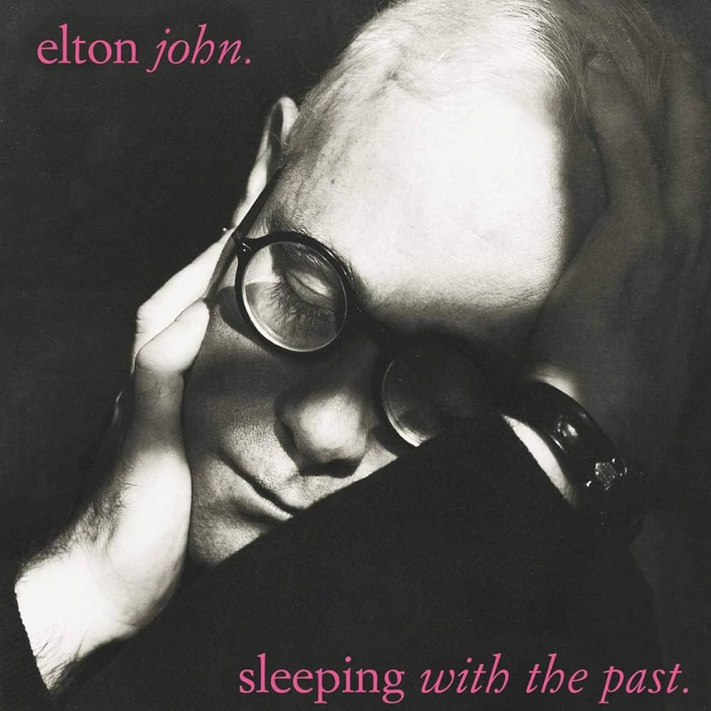 Zaterdag 18-05-2024 op RickFM, tijdens de Gouden Zaterdag, is het Classic Album: Sleeping With The Past van de Elton John uit 1989. Tussen 09:00 en 18:00 uur worden 5 tracks van dit album gedraaid en een 6e track rond 20:15 uur.  @RadioRickFM #classicalbum #rickfm #eltonjohn