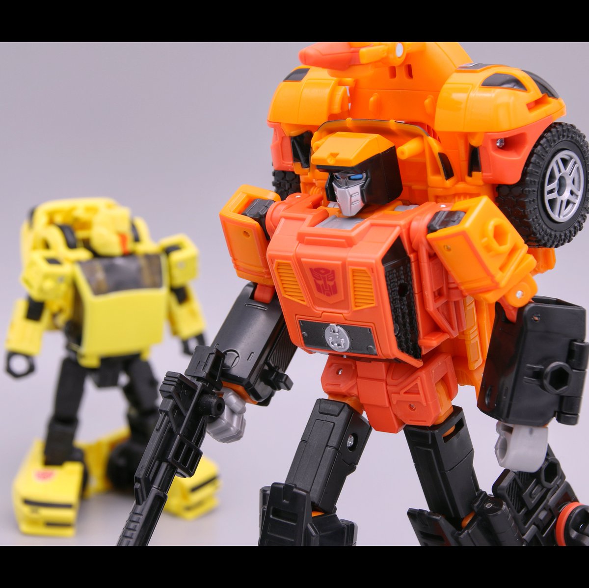 Sandstorm and Hubcap! #transformers #toyphotography