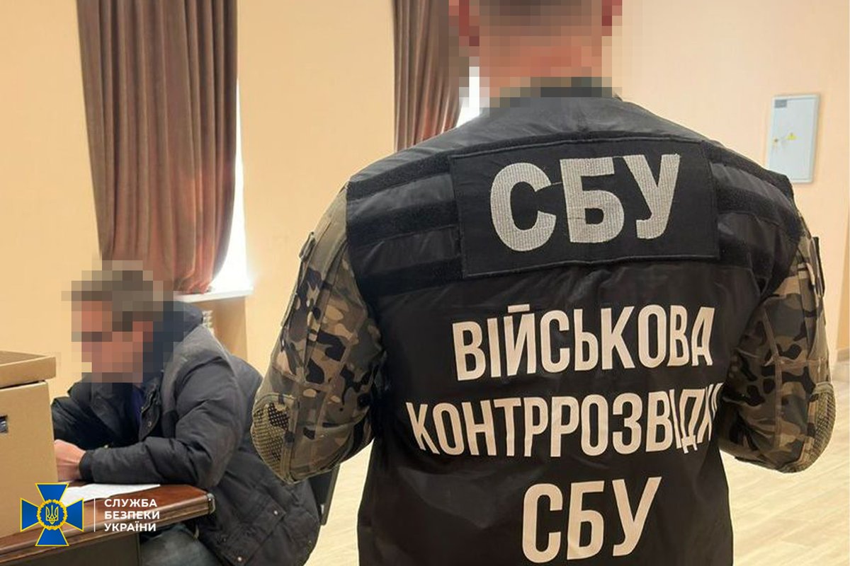 СБУ затримала зрадника, який «зливав» рашистам позиції ППО, що прикриває Харків ➡️ ssu.gov.ua/novyny/sbu-zat…