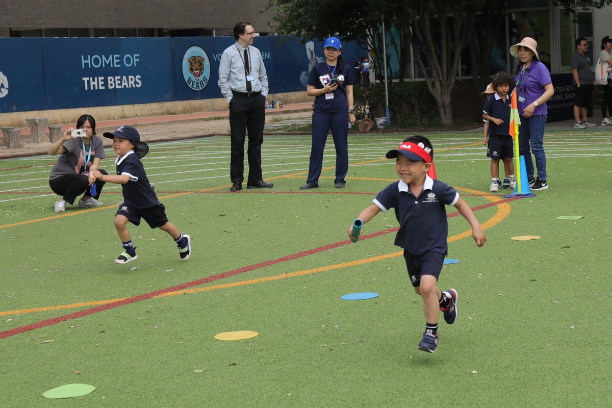 BSB_Shunyi's tweet image. Early Years Sports Day - lots of smiles and everyone had a go at all the activities. Special Thanks to Secondary Students who helped looked after our youngest students, Great Teamwork!
#CreateYourFuture #NordAngliaEducation #BSBShunyi #NAEBeAmbitious