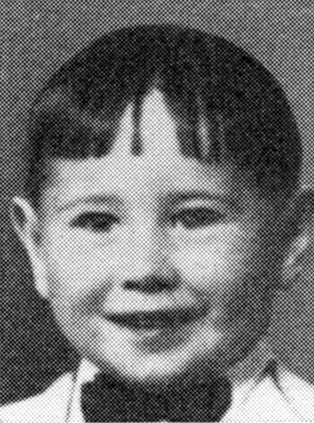 17 May 1935 | A Norwegian Jewish boy, Arvid Claes, was born in Oslo. He was deported to #Auschwitz in November 1942. He arrived at the camp on 1 December 1942 and was murdered in a gas chamber after selection.