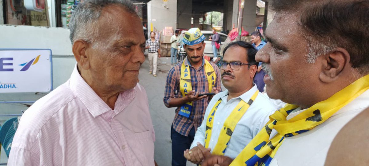 On the starting day of campaigning in Delhi it was nice meeting National Secretary Sri  @PankajGupta_AAP, Ex MP , West Delhi MP candidate @mahabalmishra his son sitting MLA Sri Vinay Mishra ji with support of Sri @ManiNaiduAAP 

VOTE FOR MAHABAL MISHRA
@AAPAndhra_ 
@AAPTELANGANA