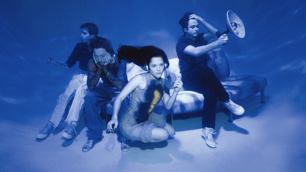 Just announced: The Marías

Na een ijzersterk debuutalbum (met Grammy nominatie!) neemt opvolger 'Submarine' een nostalgische duik in psychedelische indiepop en rock. Op 4 november komt het viertal naar onze MAX. Tickets &amp; info: melkweg.nl/the-marias