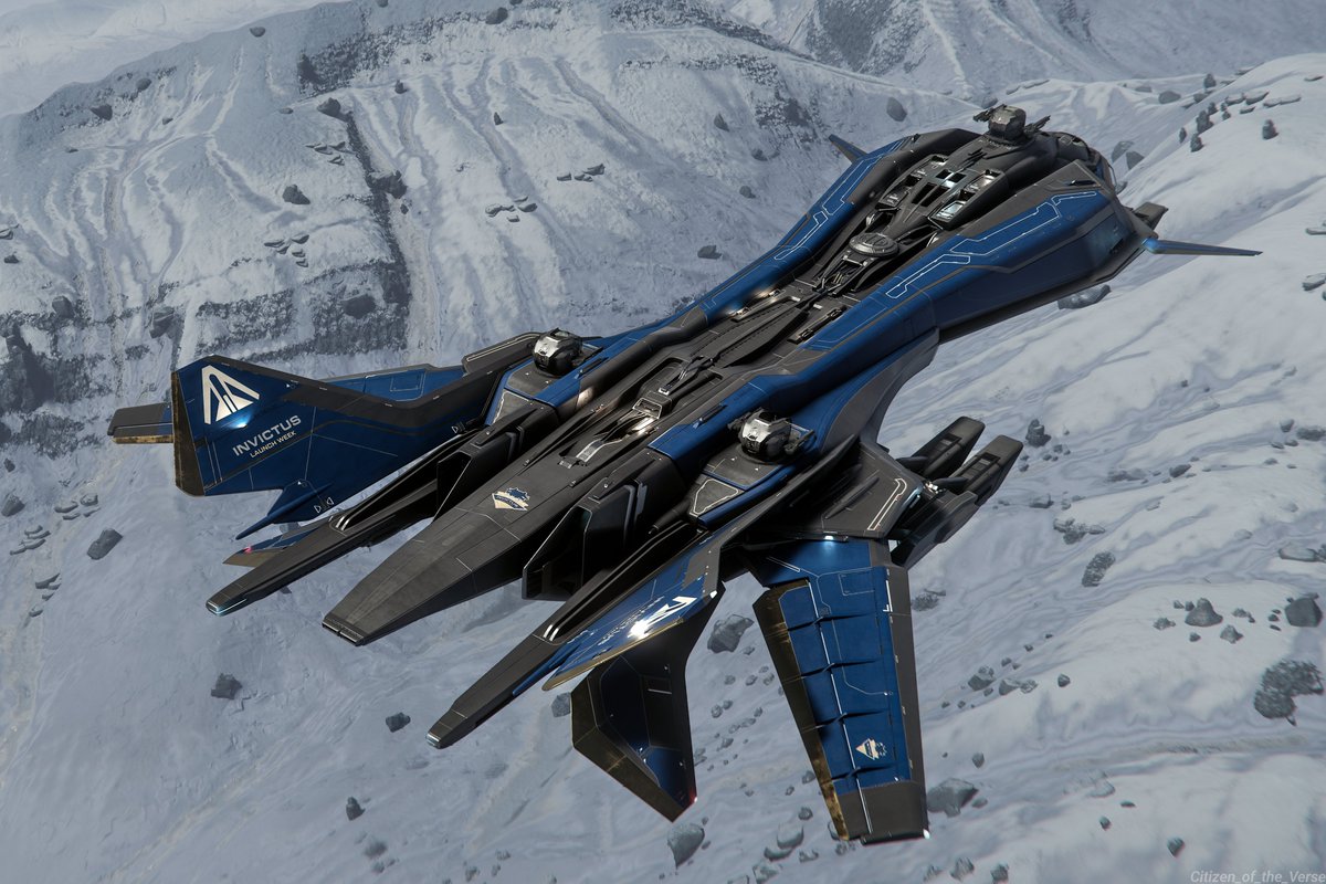 Who's on right now and want to put thier Invictus paints on and get some group shots? #StarCitizen
