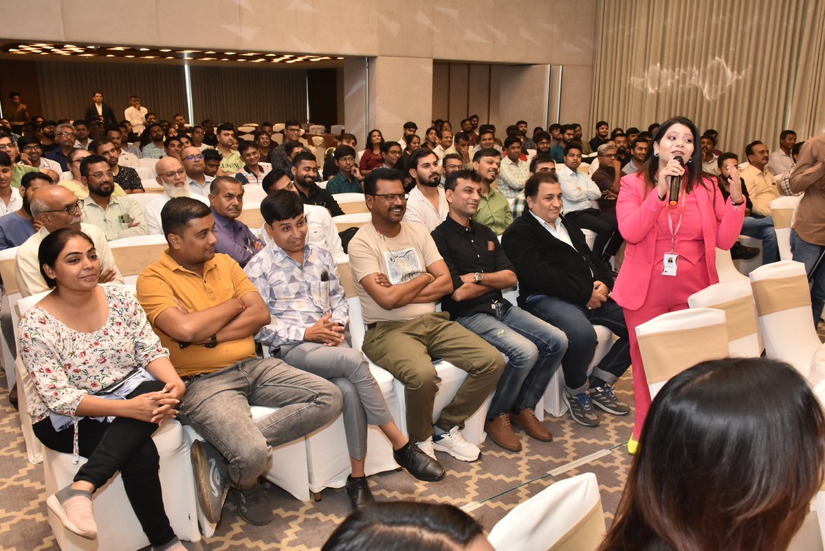 Grateful to all of the people who joined us at the Immigration Seminar!

Sharing with all of you a short glimpse of India's Biggest Immigration Seminar.

#indiasbiggestimmigrationseminar #immigrationseminar #visaconsultants #visaexperts #HappyClients #ClientFeedback #starkvisas