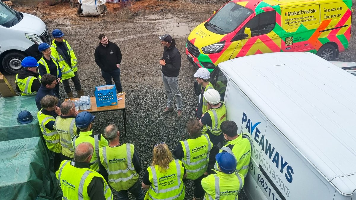 A big thank you @WeAreLHCharity for dropping by our site to chat to our team & subcontractors about the support the charity offers and the importance of having open conversations about mental health 💡 #MakeItVisible #Construction #MentalHealthAwarenessWeek