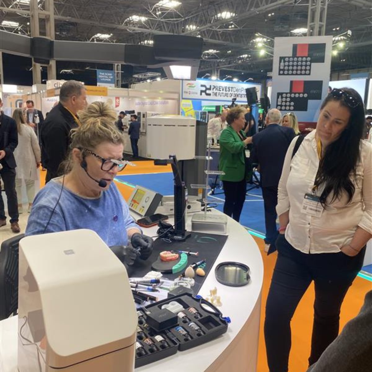 Dental Technology Showcase tweet media