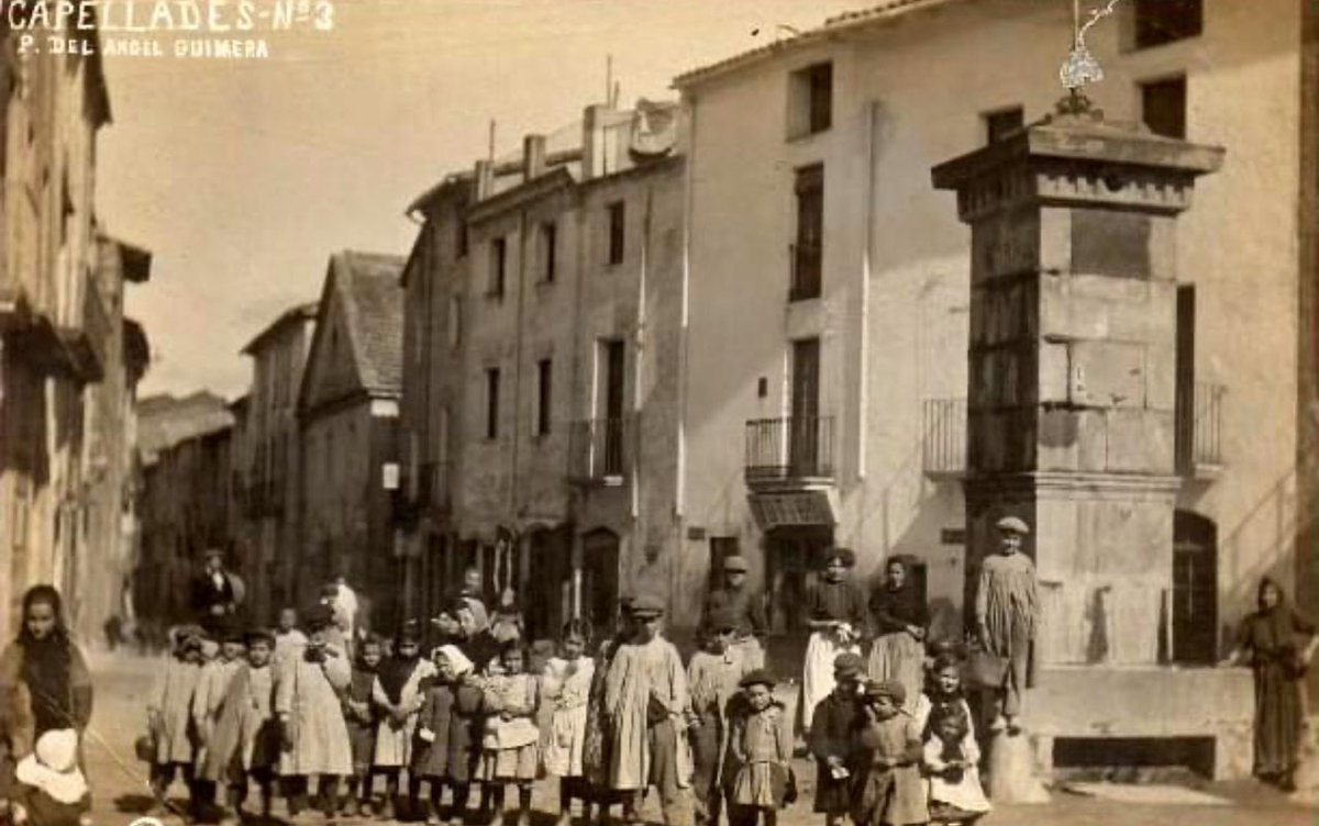 Aquesta dissabte La Lliga ens proposa 'Passejant pels records', amb Pep Vallès, per conèixer i recordar indrets i història de la nostra vila: Places Sant Miquel i Àngel Guimerà.

Trobada a la pl Sant Miquel, a les 10.30h. 

Participació lliure. Durada aproximada d'1 hora i 30