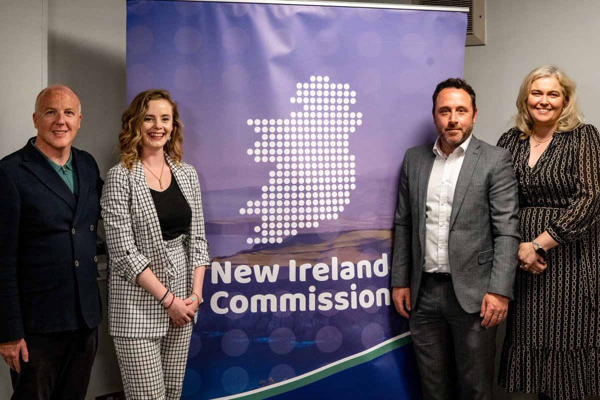 Last night the New Ireland Commission came together in Newry to host ‘Our Place in Europe’ with @emireland CEO Noelle O’Connell 🇪🇺 An interesting discussion on NI’s relationship with Europe, and how a New Ireland could help rebuild our partnership. Follow us to stay updated! 📚