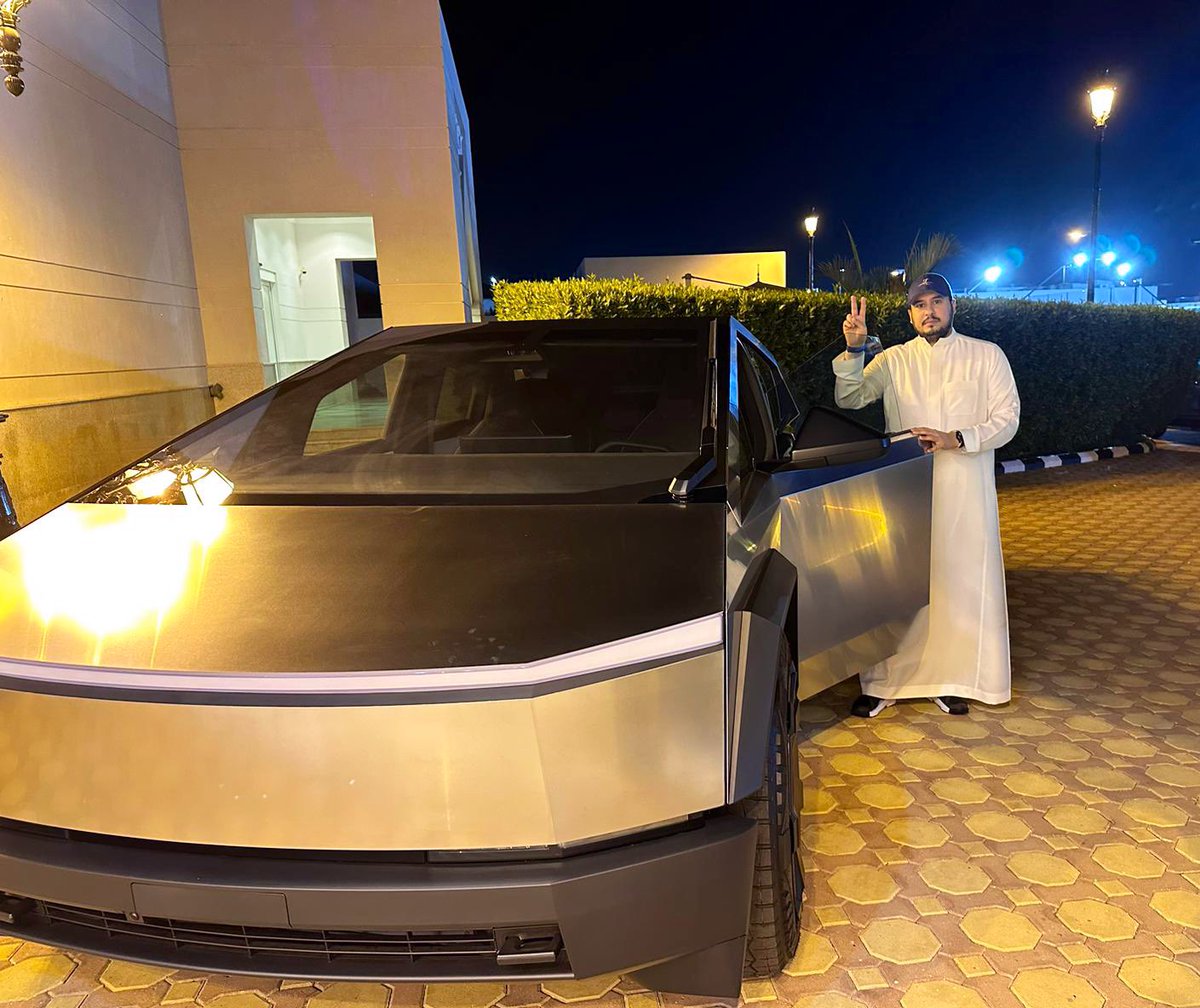Prince Turki bin Salman, son of 🇸🇦 King Salman has a new car … 📐 @cybertruck