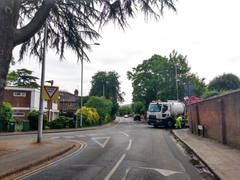 We backed residents calling for road safety improvements at the Hamilton/Crescent junction – unfortunately Labour kicked this into the long grass. Greens will keep working to improve road safety in #rdguk . Find out more here readingchronicle.co.uk/news/24325722.…