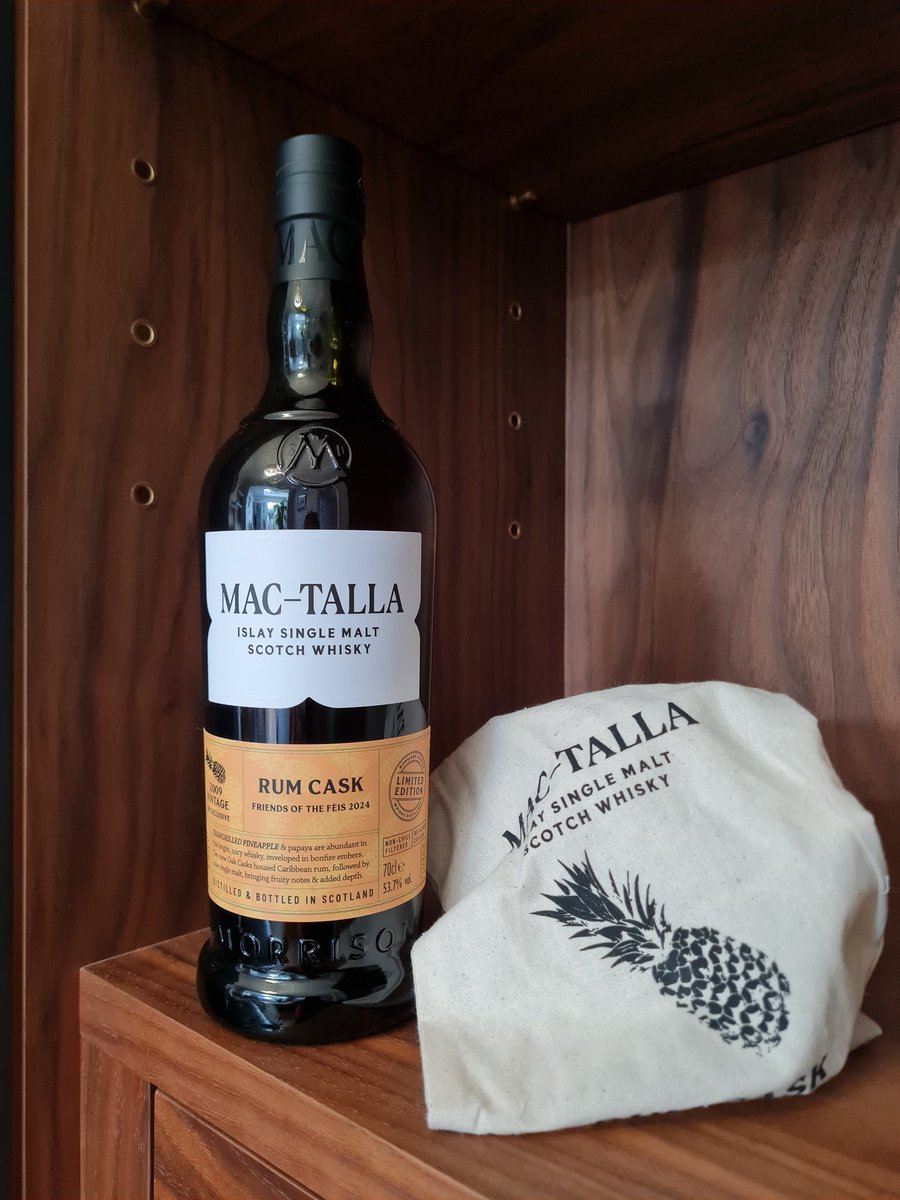New arrival 
▪️Mac-Talla Rum Cask, Friends of Fèis 2024, 2009 Vintage.
Thanks to the folks at @AberdeenShop 👍🏻
@mactallawhisky 🥃