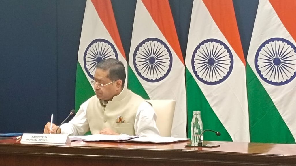 The United States understands the importance of #ChabaharPort for continued humanitarian supplies to Afghanistan. Port has an important role to play as far the region is concerned, particularly the landlocked areas: External Affairs Ministry, @MEAIndia spokesperson Randhir