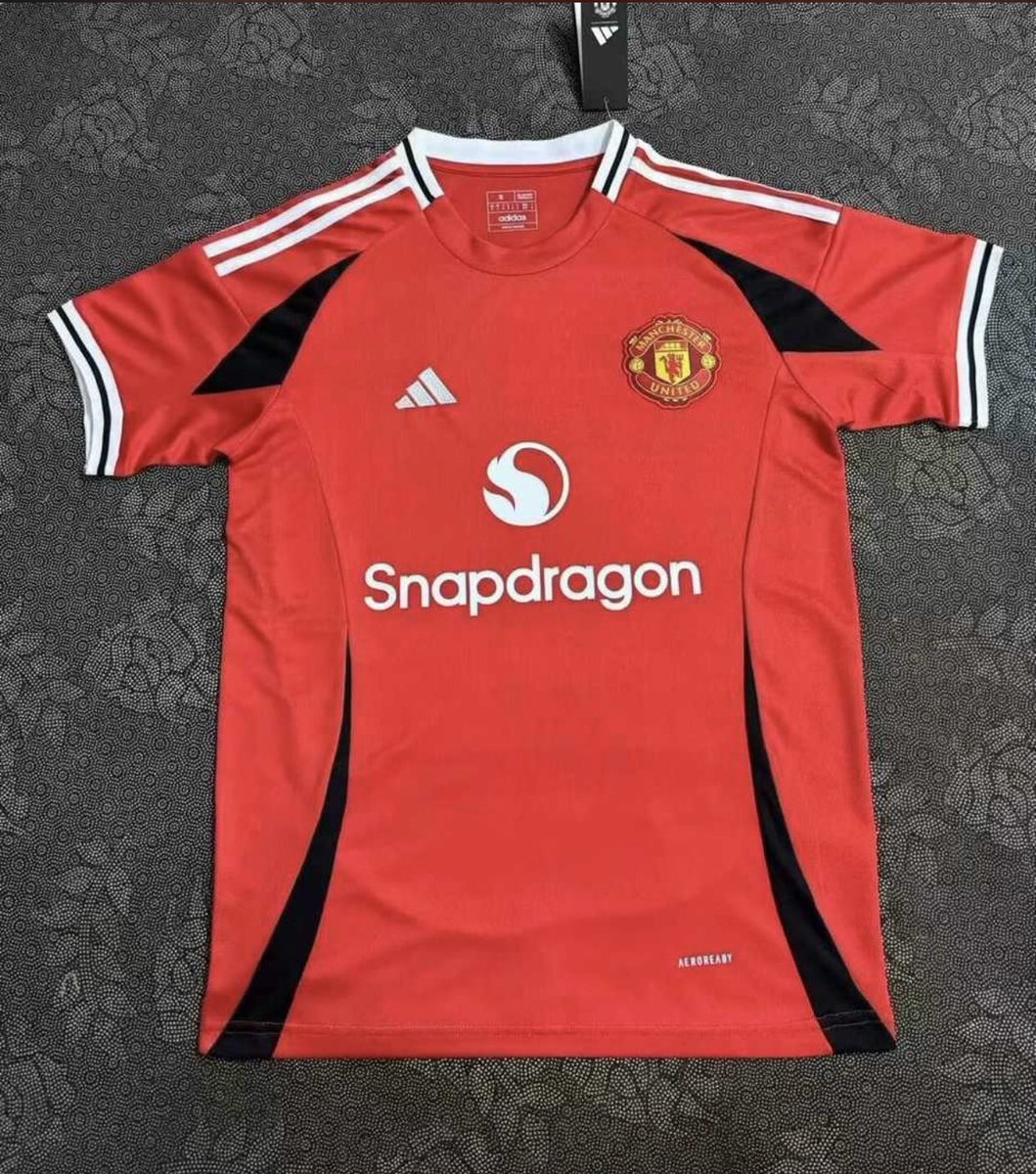 Natnovest97's tweet photo. The new season kits are now available for just Le450.
#business #PremierLeague #football #footballplayer #supporters #everyonefollow https://t.co/m8yloNXel8