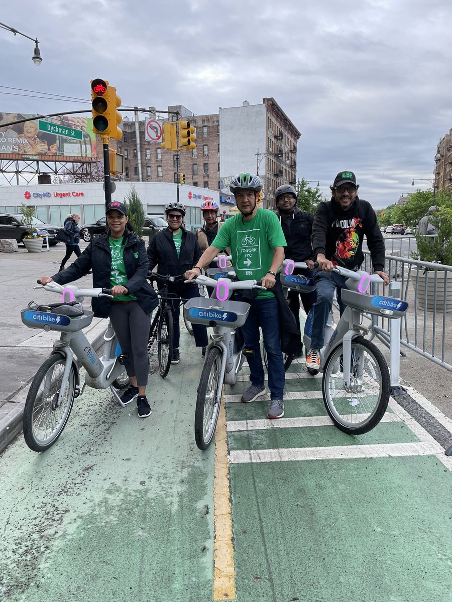 And, we’re off! Our employees from across the city are participating in group rides for Bike to Work Day. Commissioner Rodriguez is leading one of our uptown teams on the 14 mile ride from Dyckman Street to DOT HQ.