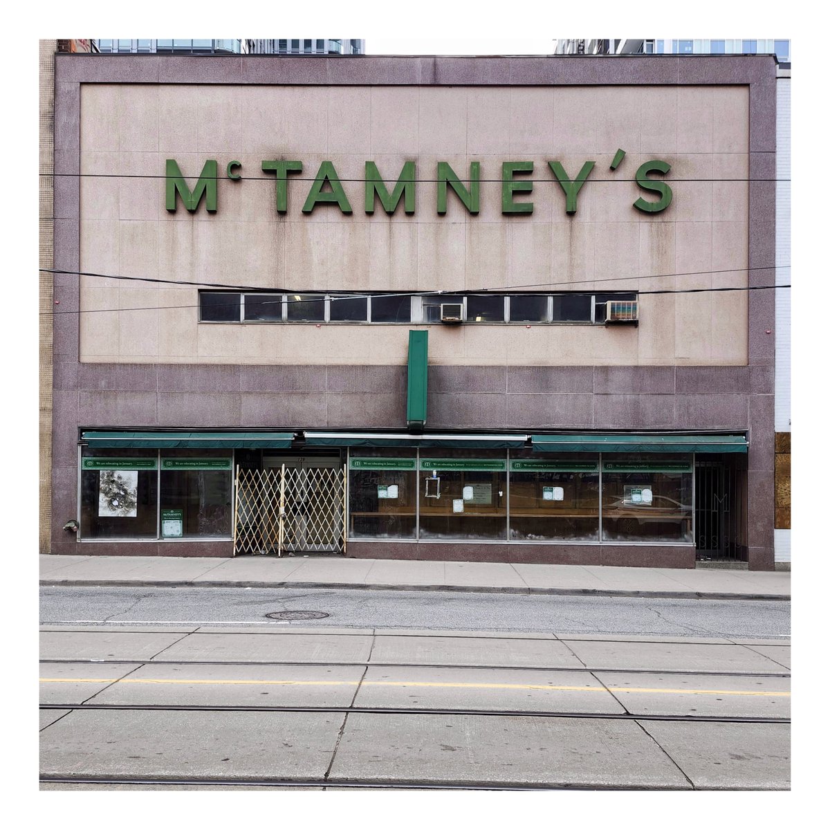 McTAMNEY'S. #Toronto #ChurchStreet #McTamneys #PawnShop #Pawnbrokers #Signage #Photography