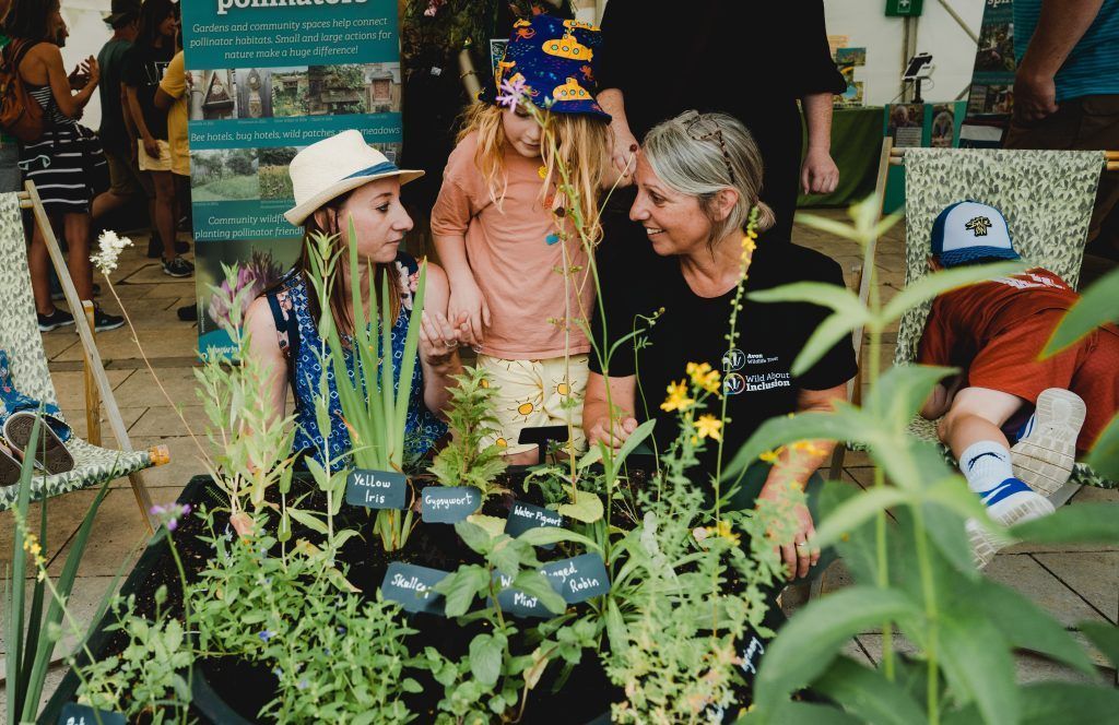 @FestofNature is coming to Milsom Street on 8th June! It will be an exciting day of free family-friendly nature stalls, special guest talks and shows, drop-in interactive activities, storytelling, crafts and more. 

Find out more: buff.ly/4aT4RLv