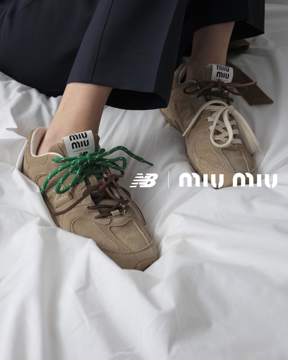 The @newbalance x Miu Miu shoes are characterized by laces in different materials including leather and sailing cord. Photographed by Alessandro Furchino Capria. Styled by Lotta Volkova. #NewBalancexMiuMiu