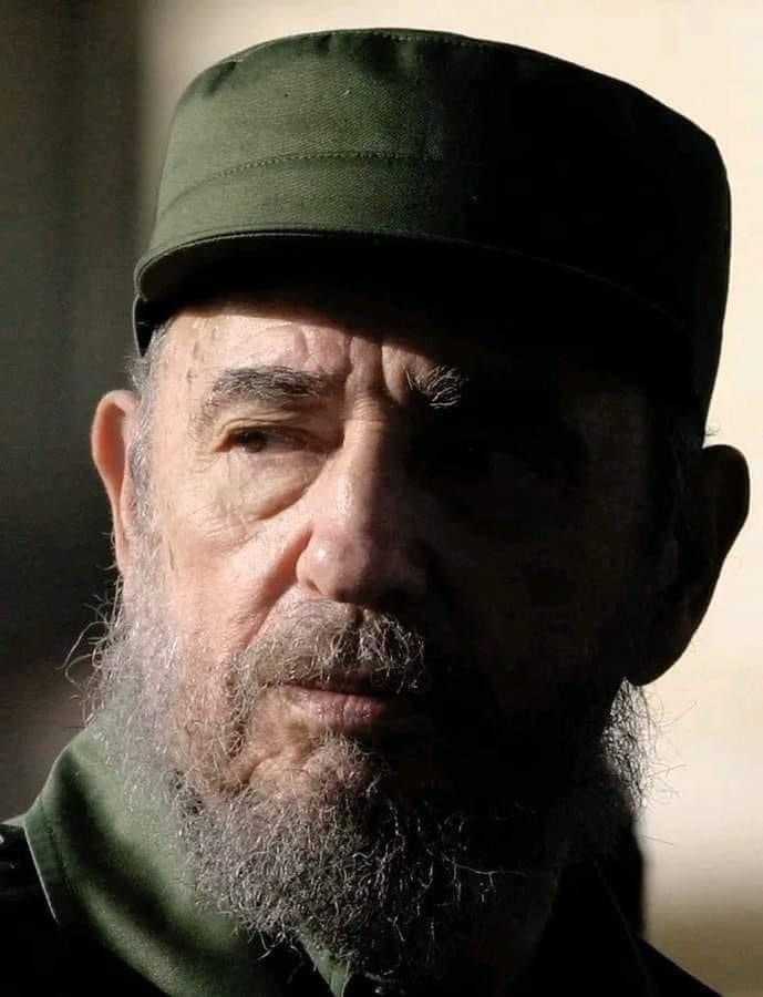 Fidel 'Es preciso buscar aquel común denominador que une a los hombres en vez de dividirlos, buscar aquella comprensión que hace a los hombres amarse en vez de odiarse, muchas veces por prejuicios, muchas veces por errores”. #LaHabanaViveEnMí