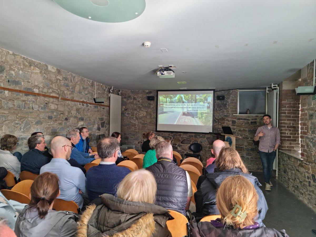 We recently had the privilege of joining our @opwireland colleagues in Phoenix Park for an insightful day of talks on sustainability, biodiversity, & climate change. We welcomed the opportunity to engage with the OPW on our local biodiversity. #BiodiversityWeek2024