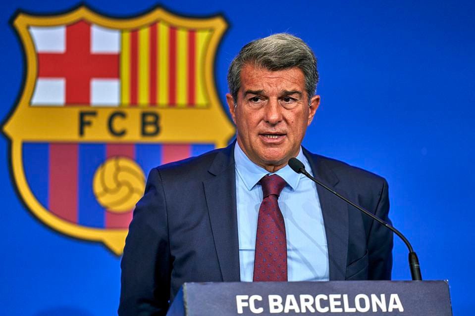 All the mistakes Joan Laporta has made since coming back as a president in 2021

A thread