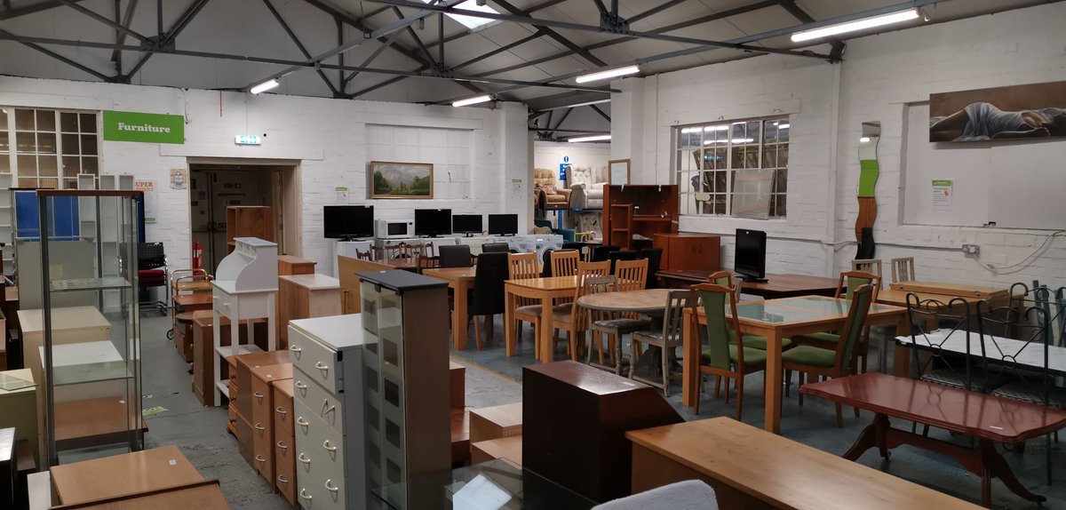 It's a perfect day for Spring shopping! 🌸 
Spread the word about our Emmaus #Coventry charity shop for great preloved furniture & homeware (70 Red Lane, CV6 5EQ)
Free parking available.
Open Tue-Sat, 10am-4pm
#charityshop #bargains