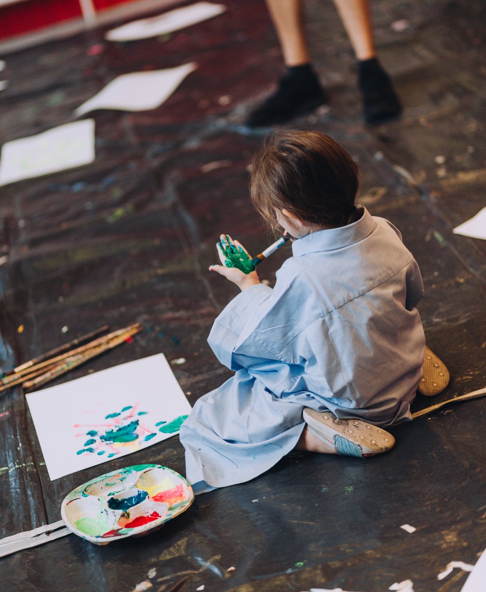 Get creative this weekend and join a session of Arty Bods! Nurture your 5-11 years old’s inner artist by joining the brilliant us on Saturday from 10:45am-12:45pm, for lots of fun, colour and mess (without the cleaning up)! Tickets and info 👇 ow.ly/TXYt50RIun1