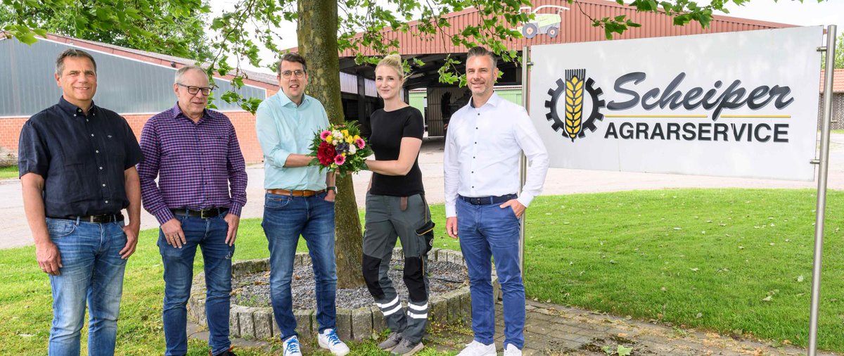 Der landwirtschaftliche Betrieb #Scheiper Agrarservice ist Erster! 🥇
Erster mit #Gigabit-Speed 🏎️ in @BadLaer im LK #Osnabrück!

Und er wird nicht der Letzte sein: Denn ab sofort werden immer mehr BürgerInnen & Unternehmen in Bad Laer an reine Glasfaser (#FTTH) angeschlossen! 😀