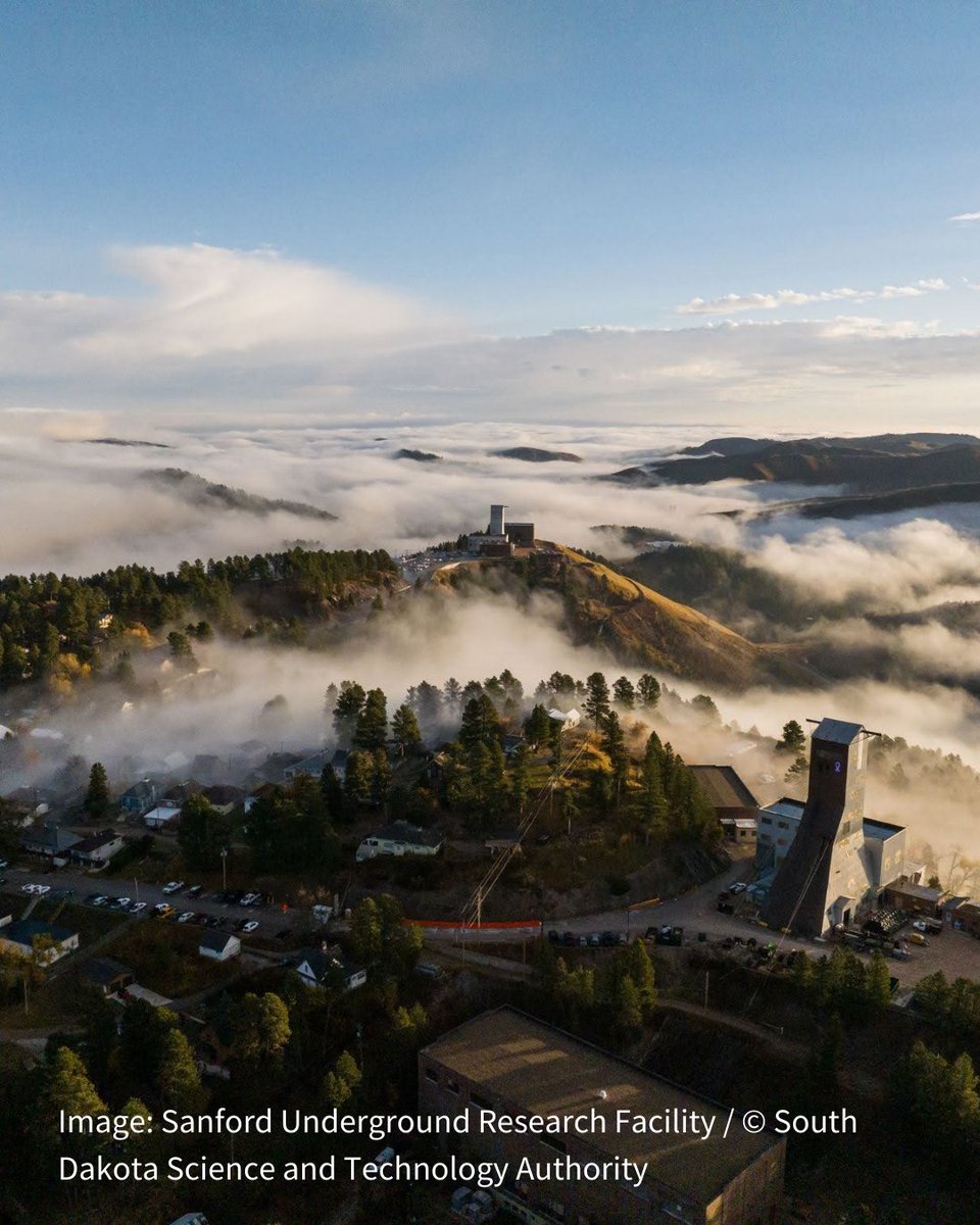 Deep beneath the Black Hills in the USA, scientists are using a highly sensitive detector to search for #DarkMatter. Since the start of the year, UZH joined the program with Prof. Björn Penning: physik.uzh.ch/en/news/Latest… @UZH_Science @UZHPhysics