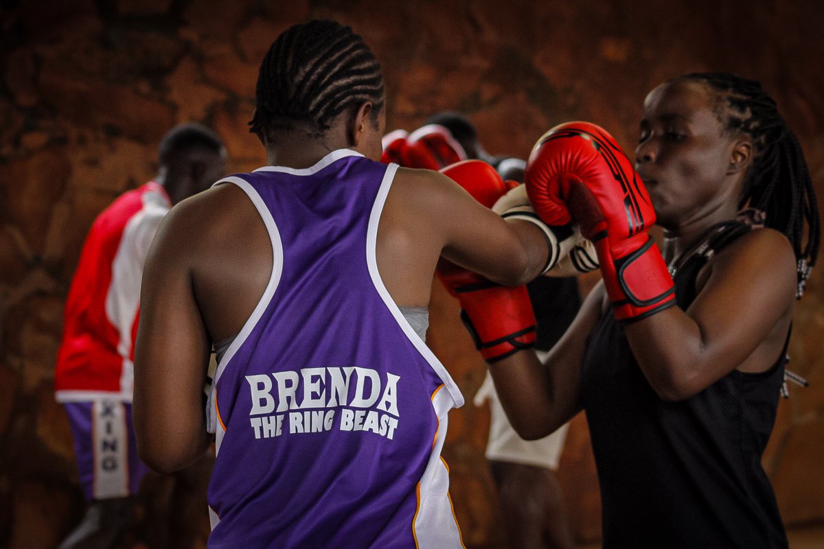 “Those who keep their eyes open, their dreams come true…”

🥊: Cobap boxing club training
📍: Kasubi-Lubya

.
#boxer #boxingtraining #boxing👊 #boxingclub #sports #sport #sportphotography #sportsphotographer #photography #storytelling #storyteller #cobapboxingclub