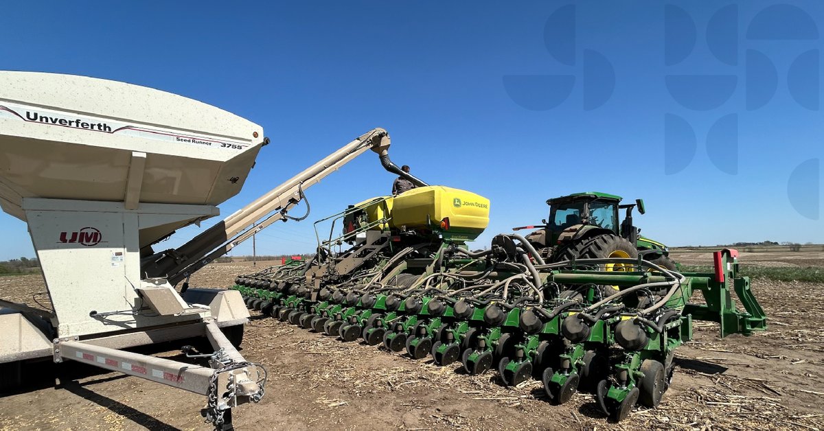 Spring has sprung when planters are rolling through the fields. Here’s to a safe and successful planting season for producers everywhere. And thanks to a member of our Farmer Advisory Roundtable Members (FARM) group for sharing a peek at his planting. #farming #agriculture