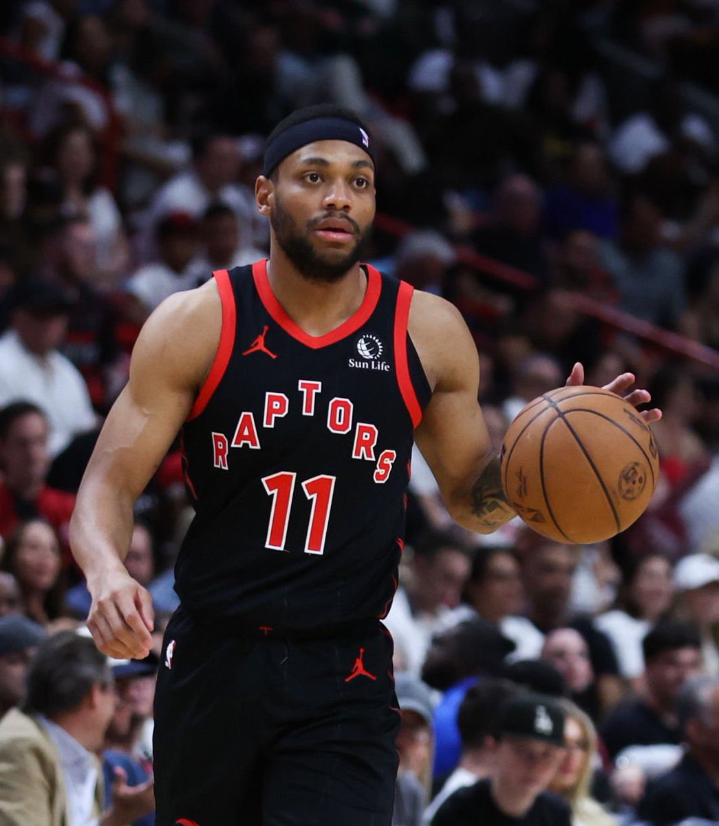 The Toronto Raptors are expected to trade Bruce Brown by next month, per @SmithRaps (Via bit.ly/3wE532u)
