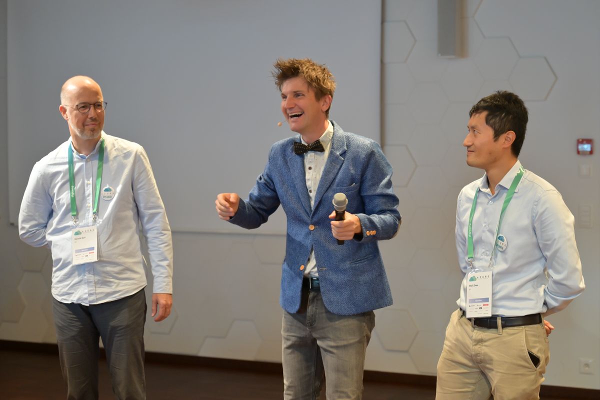 isolutionsag's tweet image. Das Azure Bootcamp Switzerland fand gestern erneut in der Welle 7 in Bern statt – ein grossartiges Ereignis, das die Schweizer #AzureCommunity zusammenbrachte! 🎉

isolutions war als Apero Sponsor wieder mit dabei und sorgte für einen spannenden und regen #Austausch.