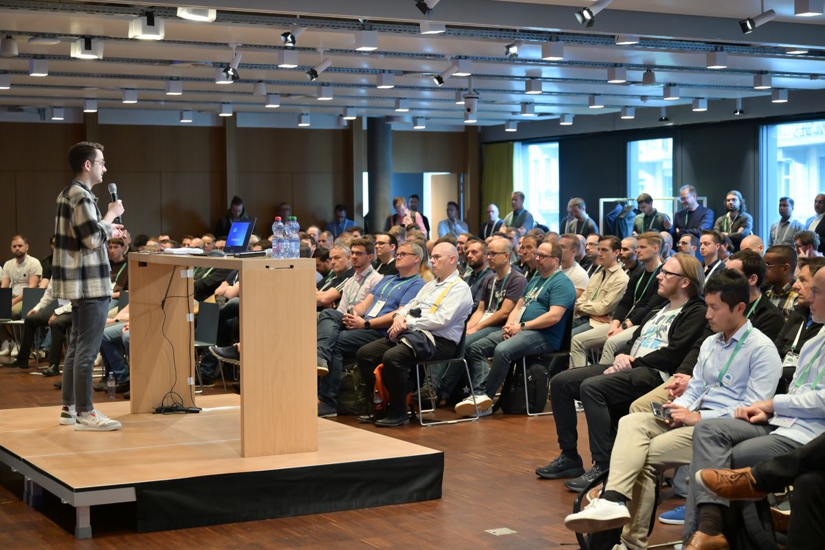 isolutionsag's tweet image. Das Azure Bootcamp Switzerland fand gestern erneut in der Welle 7 in Bern statt – ein grossartiges Ereignis, das die Schweizer #AzureCommunity zusammenbrachte! 🎉

isolutions war als Apero Sponsor wieder mit dabei und sorgte für einen spannenden und regen #Austausch.