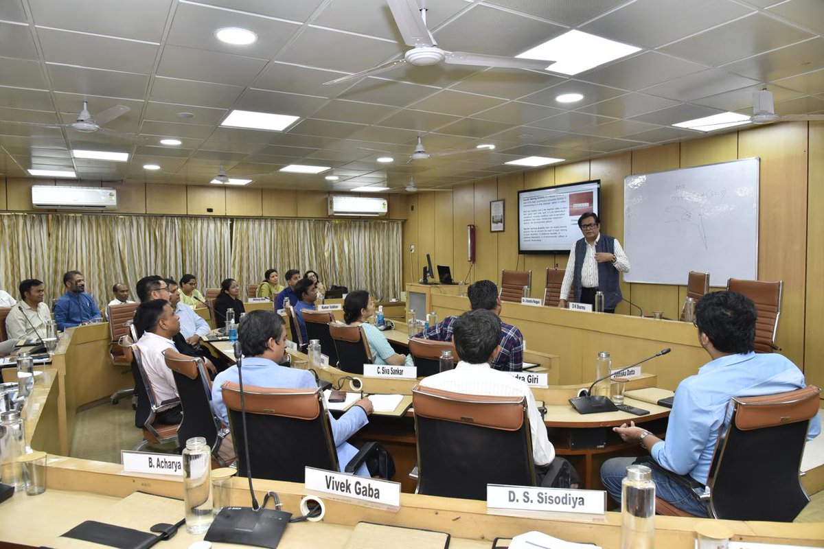 The two-day “Capacity Building Development Program on Specific Learning Disabilities (SLD)” for faculty from Institutions of National Importance and Central Universities concluded today. Coordinated by @NIEPA_Official, this event is the fourth phase of a series by the Department