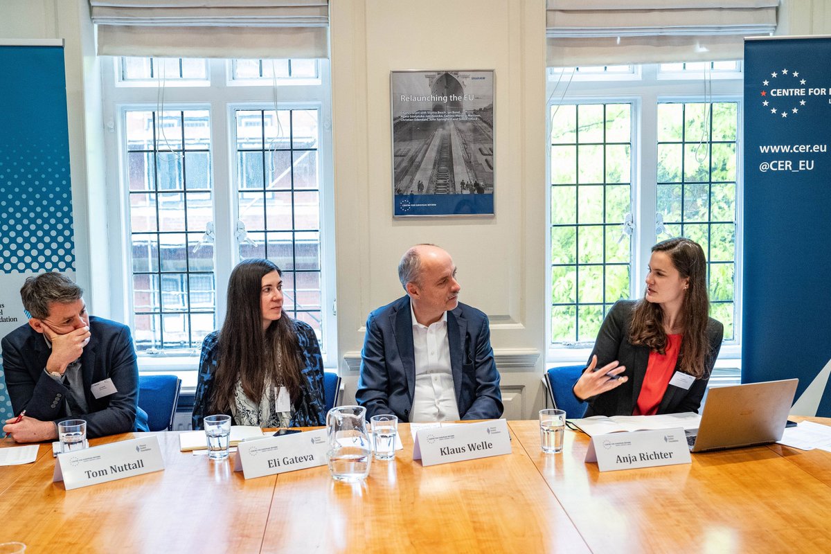 Thank you to @eli_gateva, @CFieschi, @tom_nuttall, Anja Richter, @NathalieTocci and Klaus Welle for speaking at our @CER_EU/@hsf_uk event on 'Why do the European Parliament elections matter?' in London yesterday.