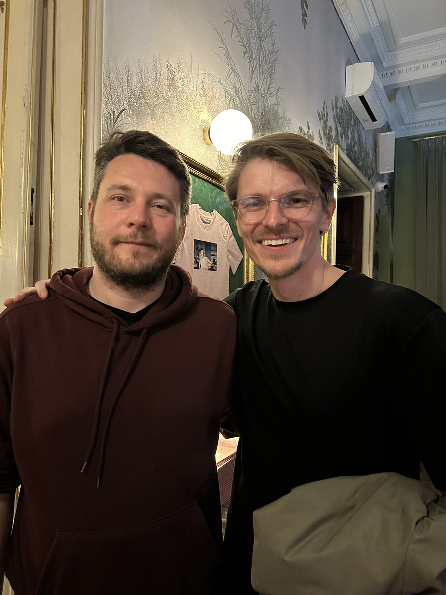 RaptorGamer's tweet photo. 🥳🥰 Such a great party last night with @11bitstudios - conversations as kind and welcoming as they are as talented game devs and gamers!!! - complete success - do this again! Hats off!  @altersgame @frostpunkgame and @evolve_pr ❤️🙌🏻 🇵🇱 https://t.co/B84oxVkxRk