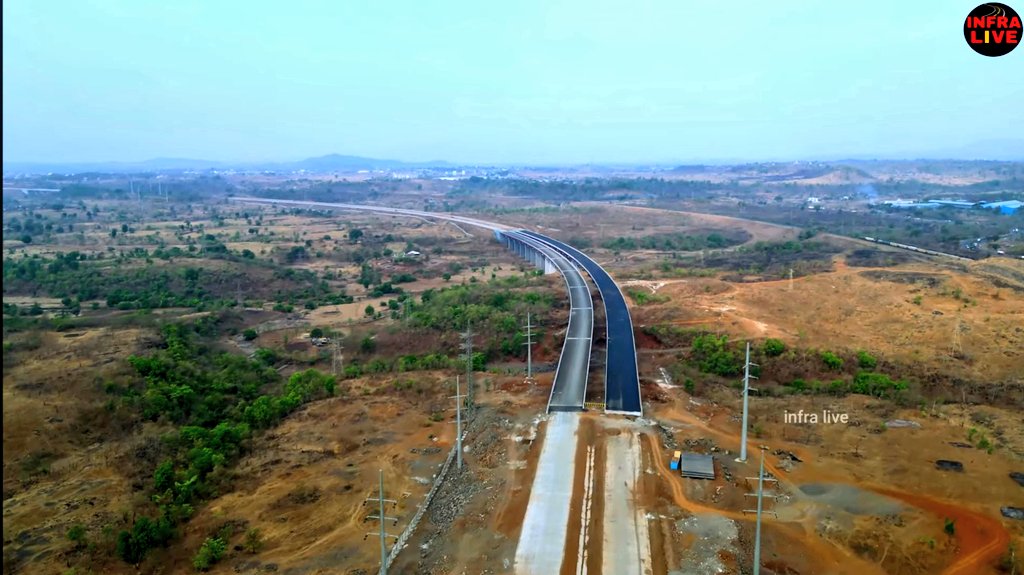 Mumbai-Nagpur Samruddhi #Expressway Package 15 update. Work on this package is reaching the final stages, except one viaduct which is also progressing rapidly. PC: Infra Live @mieknathshinde #Maharashtra