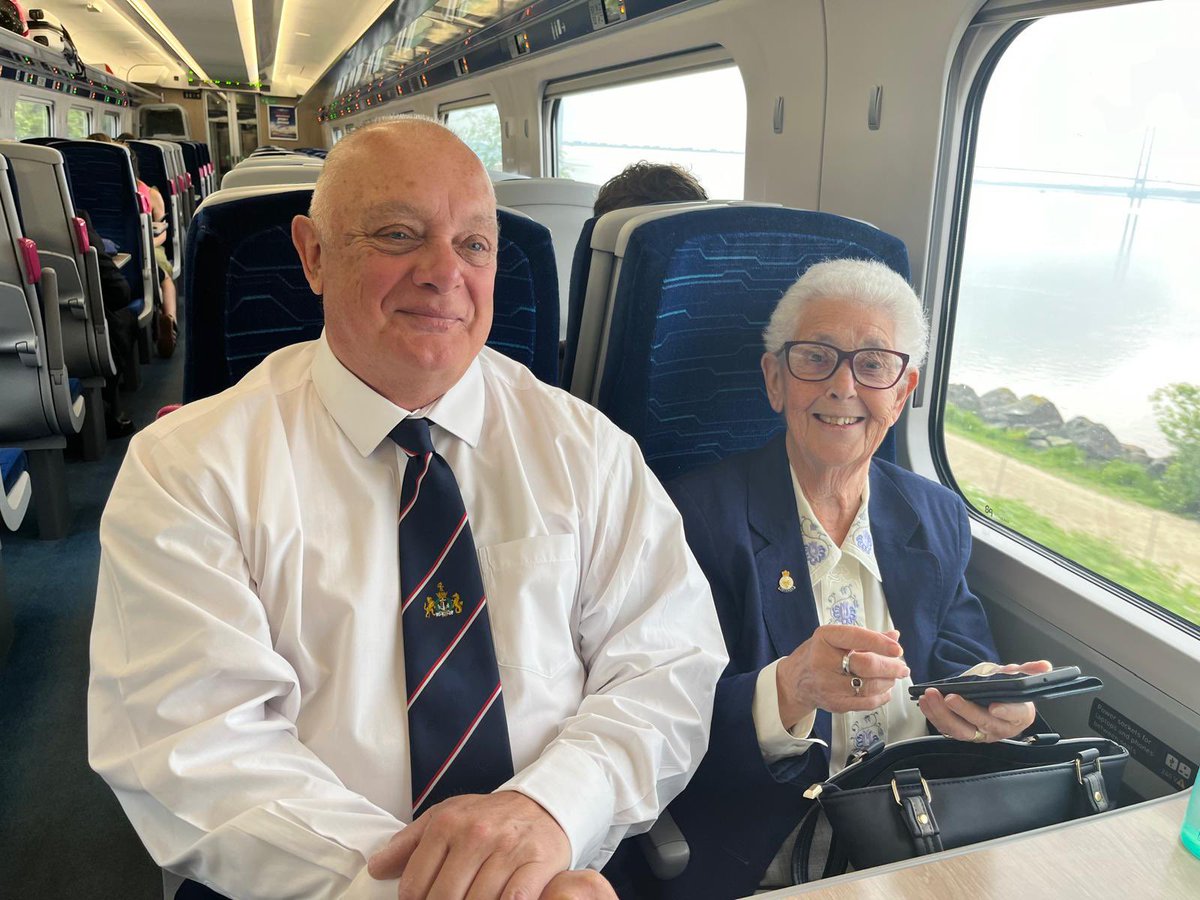 A massive thank you to @Hull_Trains for gifting our lovely volunteers free transport to London for the Buckingham Palace garden party care of @thenotforgotten thank you all so so much for gifting them ever lasting memories