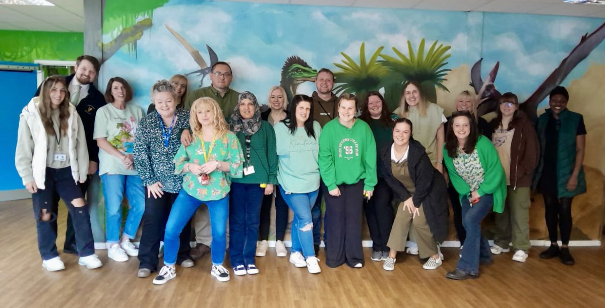 It’s Green Day here at Phoenix - celebrating the end of a week of activities for #mentalhealthweek2024 We have been exploring the theme of MOVEMENT and have had lots and lots of fun