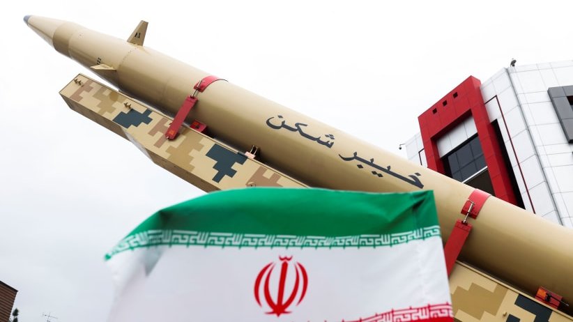 SammiUllahh's tweet image. BREAKING: Iran offers to share nuclear technology with neighbouring countries, including Saudi Arabia, Turkey, Yemen, and Syria. Aims to bring peace to the Middle East and counter Israel&apos;s influence. A game-changer in regional politics? #Iran #NuclearTechnology #MiddleEast