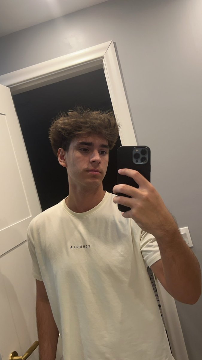 okis's tweet image. goodnight